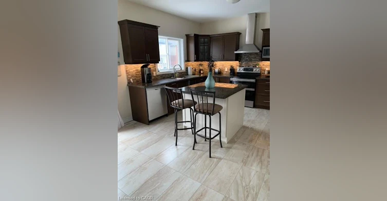 91 Dolomiti Court, Hamilton, ON, L0R 1P0 - 16
