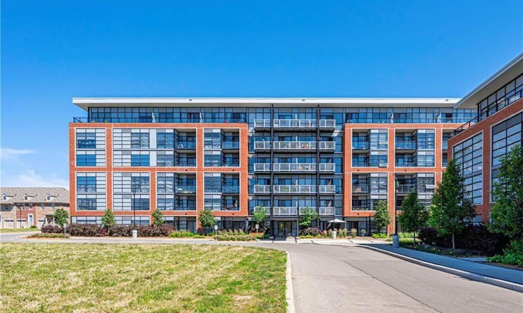 602-15 Prince Albert Boulevard