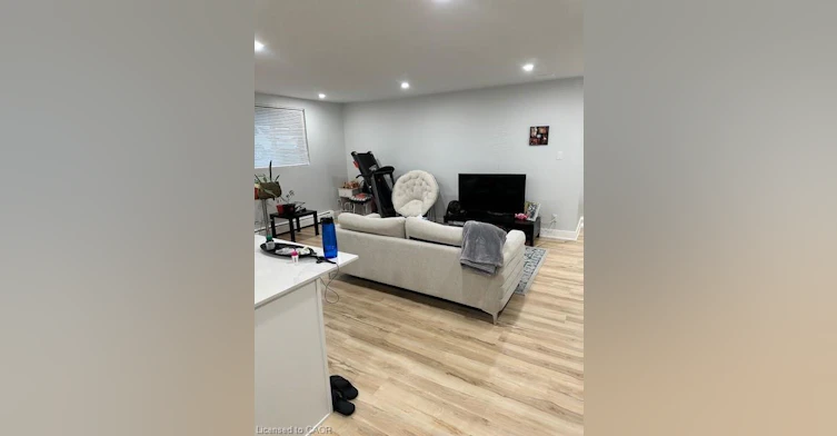 1-85 Confederation Drive, Kitchener, ON, N2B 2X6 - 5