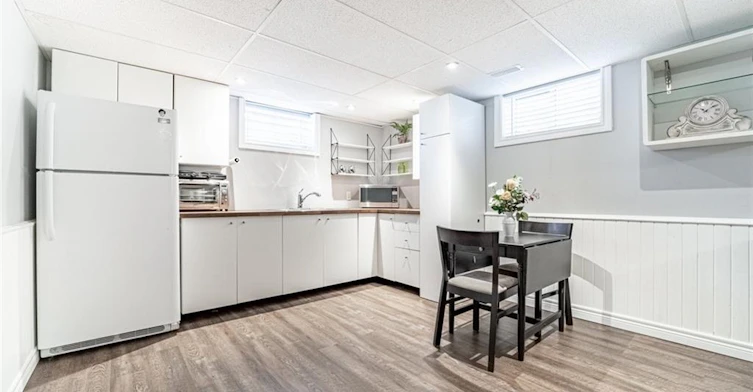 LOWER-146 Welbourn Drive, Hamilton, ON, L9A 3N4 - 2