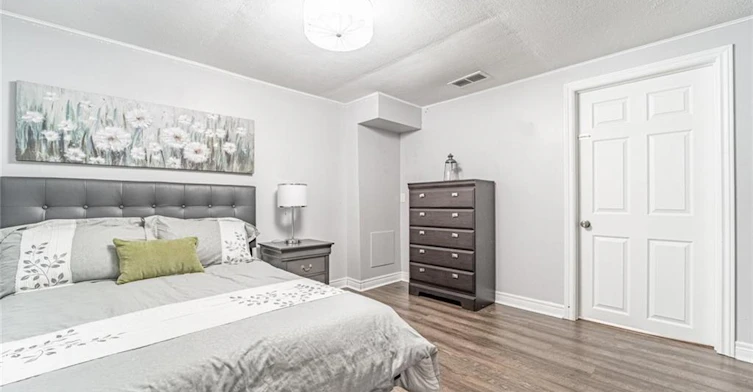 LOWER-146 Welbourn Drive, Hamilton, ON, L9A 3N4 - 7