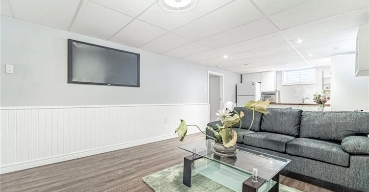 LOWER-146 Welbourn Drive, Hamilton, ON, L9A 3N4 - 5