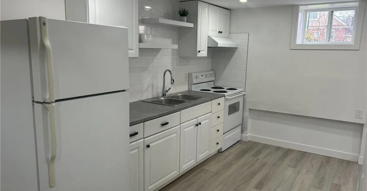 LOWER-9 Jasper Drive, Hamilton, ON, L8G 2S3 - 3