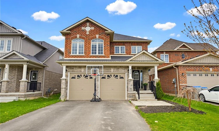 420 Armstrong Street W