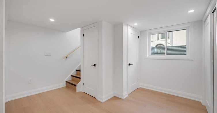 1339 Augustine Drive, Burlington, ON, L7P 2M9 - 5