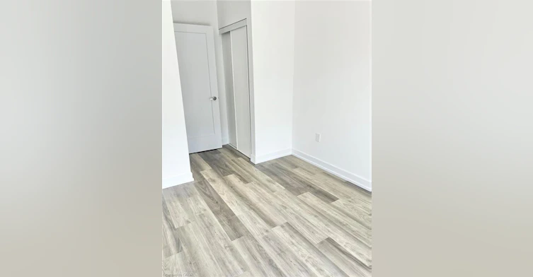 25 Palace Street, Kitchener, ON, N2E 0L2 - 8