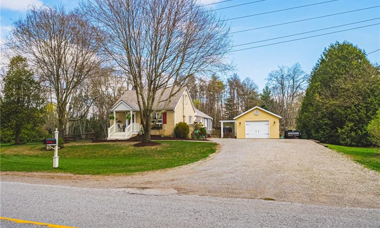 302 Fishers Glen Road