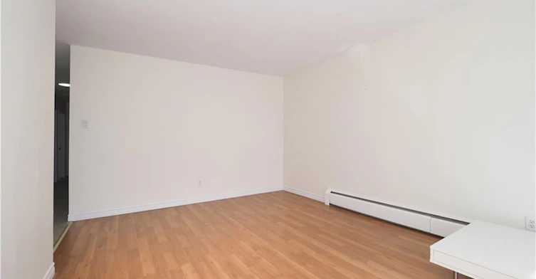3-24 Austin Drive, Waterloo, ON, N2L 3Y1 - 5