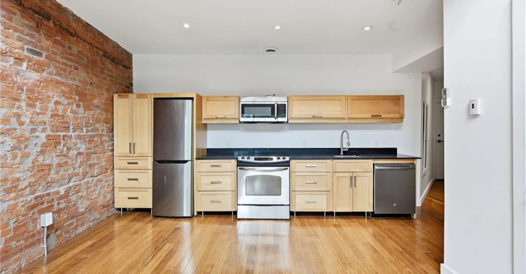 302-193 King Street E, Hamilton, ON, L8N 1B3 - 9