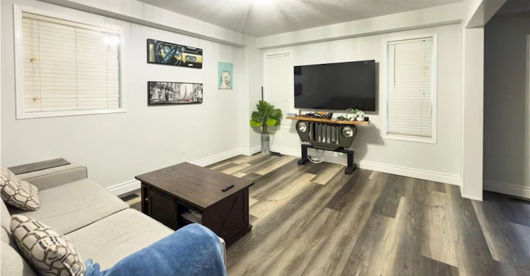 12 Griffiths Avenue, Cambridge, ON, N1P 1J7 - 6