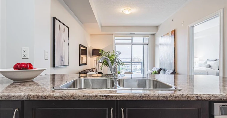 221-35 Southshore Crescent, Hamilton, ON, L8E 0J2 - 16