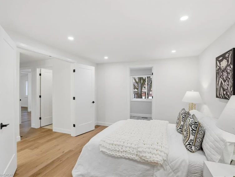8 Chudleigh Street, Hamilton, ON, L9H 7E4 - 21