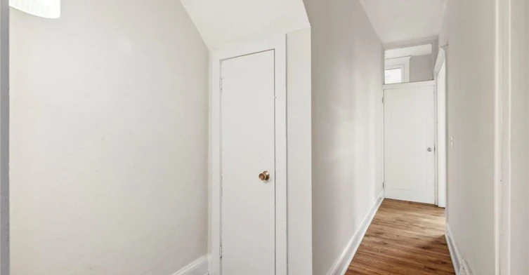 51 Smith Avenue, Hamilton, ON, L8L 5P2 - 7