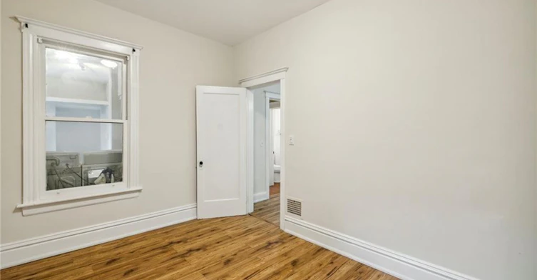 51 Smith Avenue, Hamilton, ON, L8L 5P2 - 10