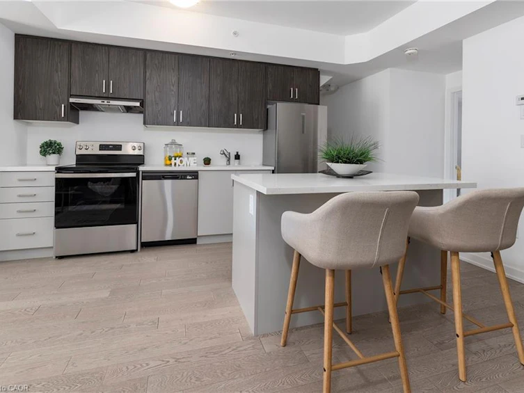 8-184 Angus Drive, Ajax, ON, L1S 0G5 - 8