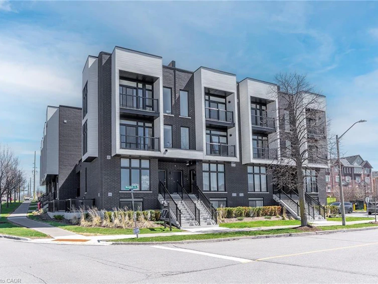 8-184 Angus Drive, Ajax, ON, L1S 0G5 - 21
