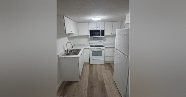 22 Montrose Avenue, Kitchener, ON, N2M 1Y2 - 5