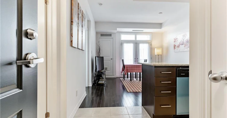 404-5327 Upper Middle Road, Burlington, ON, L7L 0E9 - 3