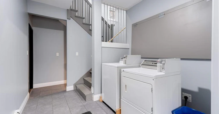 LOWER-152 Sanford Avenue S, Hamilton, ON, L8M 2G9 - 4