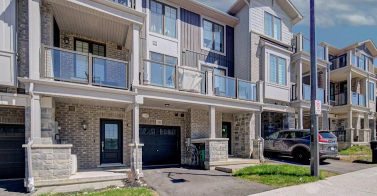 90-10 Birmingham Drive, Cambridge, ON, N1R 8J8