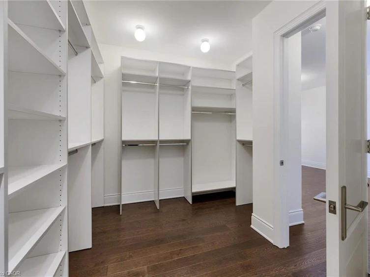 257 Hanover Street, Oakville, ON, L6K 0H3 - 26