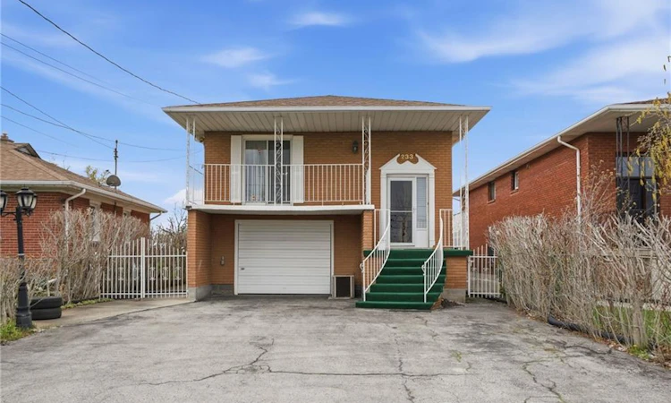 233 Fruitland Road