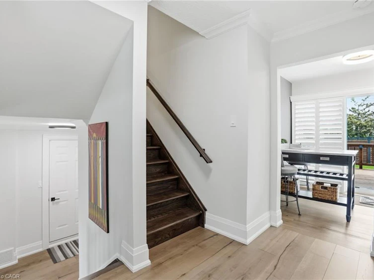 663 Mullin Way, Burlington, ON, L7L 4J6 - 10