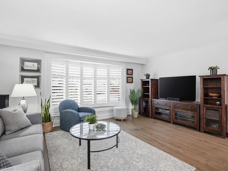 663 Mullin Way, Burlington, ON, L7L 4J6 - 12