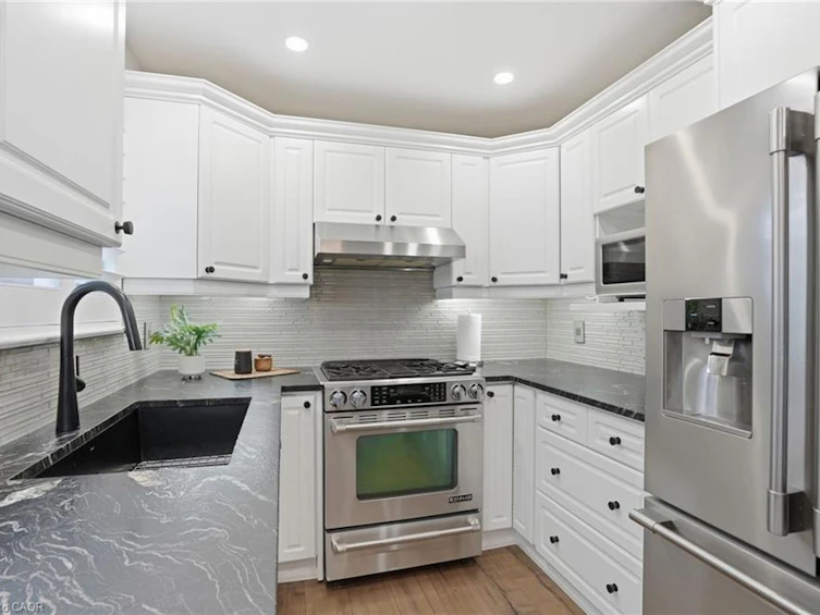 663 Mullin Way, Burlington, ON, L7L 4J6 - 18