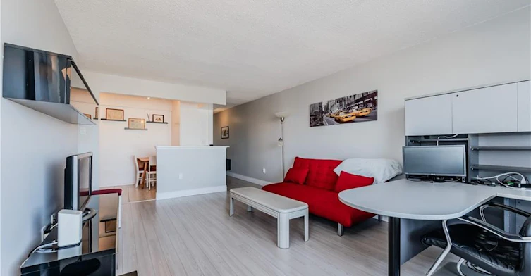1004-64 Benton Street, Kitchener, ON, N2G 4L9 - 9