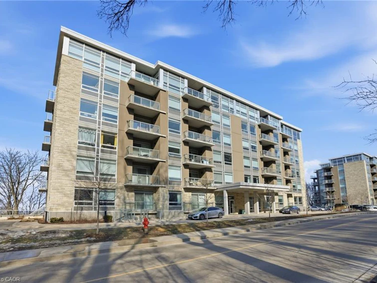 307-467 Charlton Avenue E, Hamilton, ON, L8N 0B3 - 3
