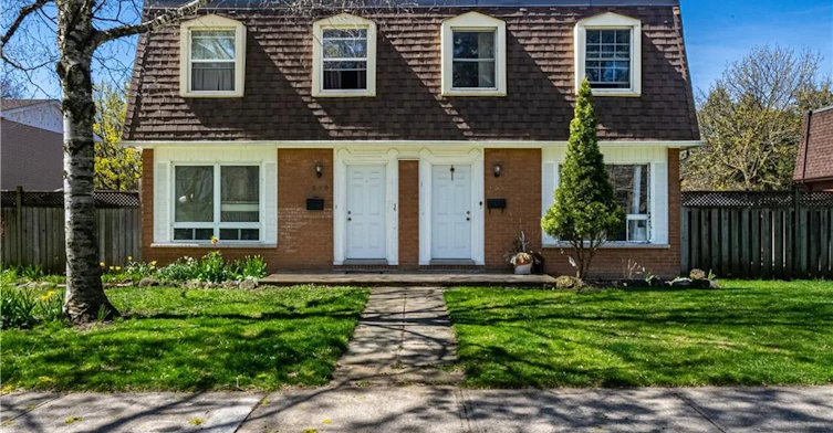 648 Francis Road, Burlington, ON, L7T 3X7