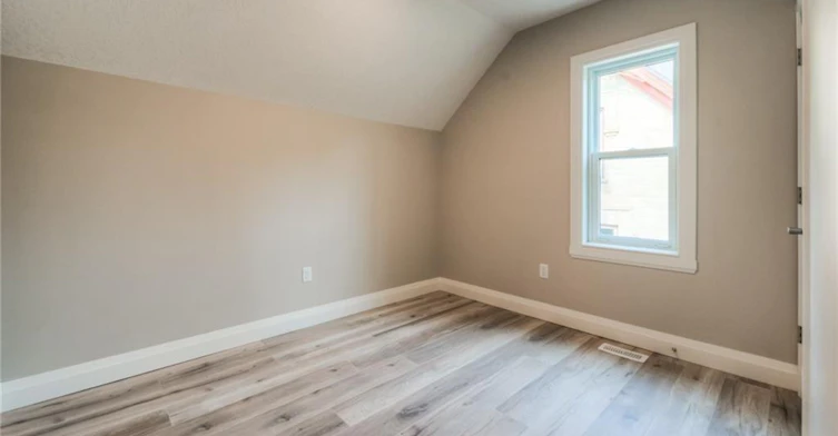 58 Cedar Street N, Kitchener, ON, N2H 2X1 - 10