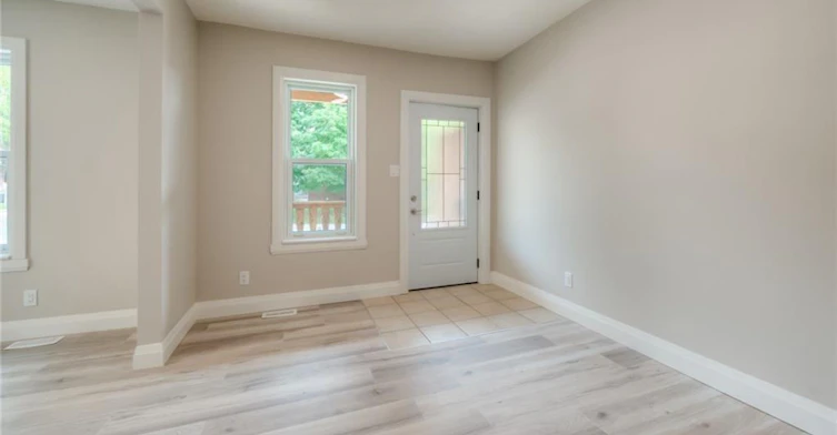 58 Cedar Street N, Kitchener, ON, N2H 2X1 - 3