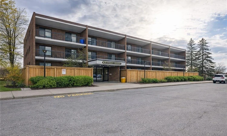52-63 Conroy Crescent