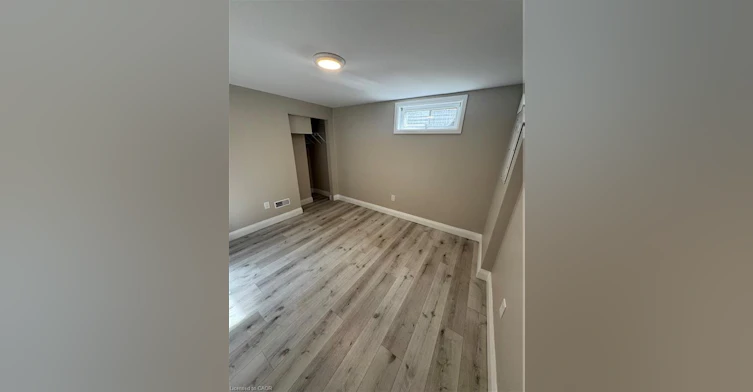 Lower-25 Howland Drive, Kitchener, ON, N2E 1G1 - 12