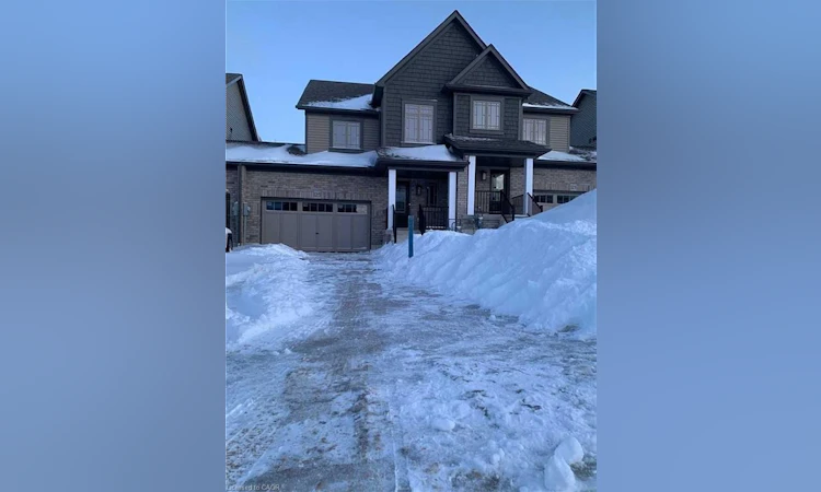 125 Stonebrook Way