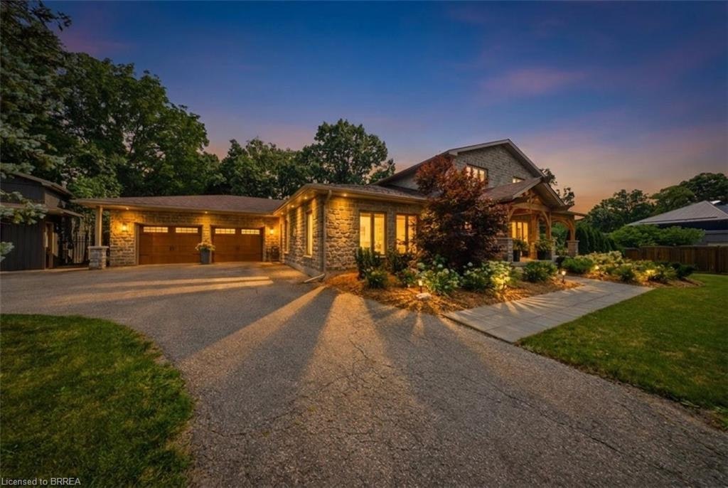 360 Robinson Road, Brant, ON, N3T 5L7