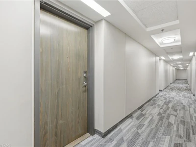 226-3060 Rotary Way - 5