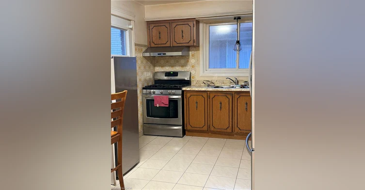 UPPER-10 Fairington Crescent, Hamilton, ON, L8E 3N4 - 6