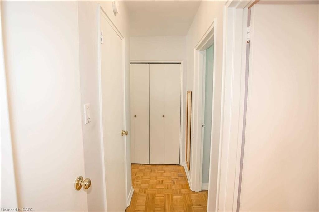54 Rabbit Lane, Toronto, ON, M9B 5S7 - 24
