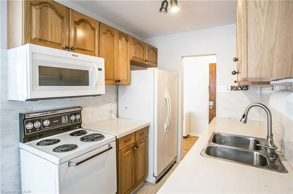 54 Rabbit Lane, Toronto, ON, M9B 5S7 - 22