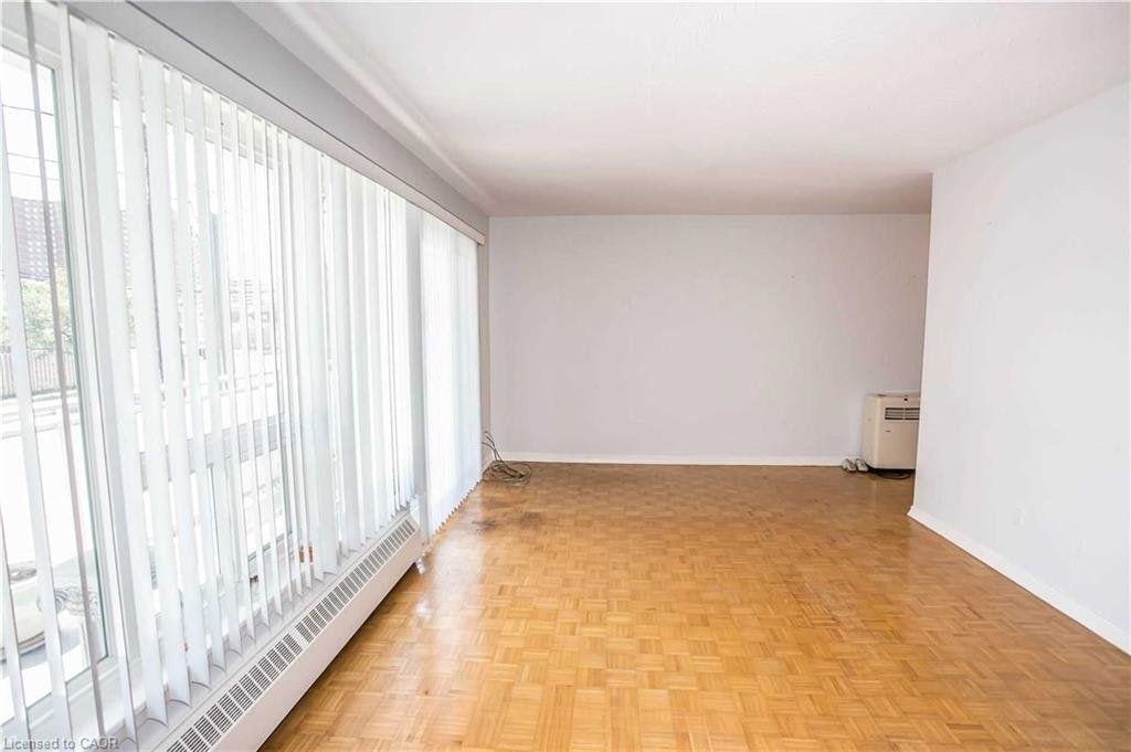 54 Rabbit Lane, Toronto, ON, M9B 5S7 - 16