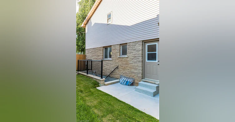 LOWER-255 York Road, Hamilton, ON, L9H 1N1 - 23