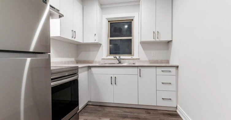 A-598 Upper James Street, Hamilton, ON, L9C 2Y8