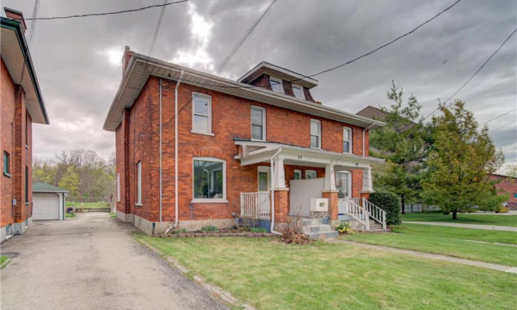 28 Willow Street