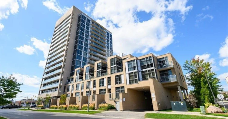 317-1940 Ironstone Drive, Burlington, ON, L7L 0E7 - 2
