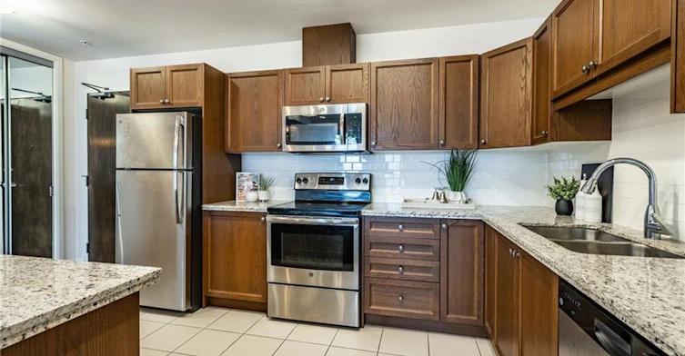 820-118 King Street E, Hamilton, ON, L8N 0A9 - 20
