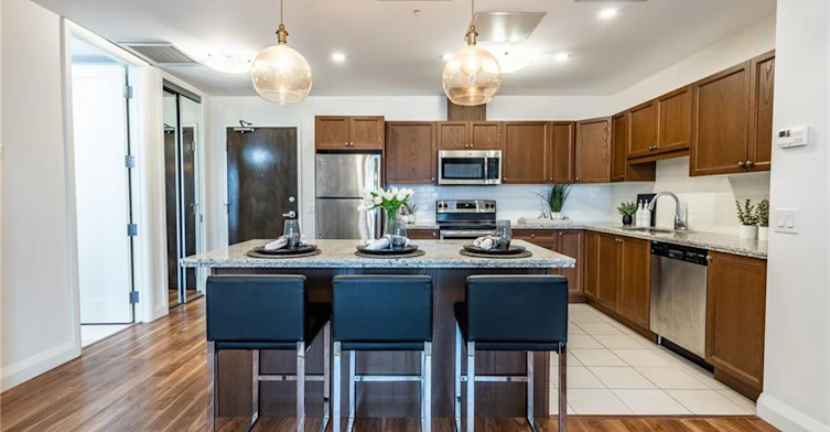 820-118 King Street E, Hamilton, ON, L8N 0A9 - 18