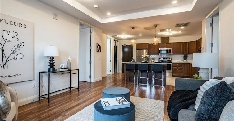 820-118 King Street E, Hamilton, ON, L8N 0A9 - 24